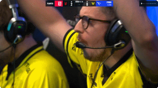 🎮纯虐菜!ropz双枪五杀吹响进攻号角 小蜜蜂轻取3DMAX晋级在望